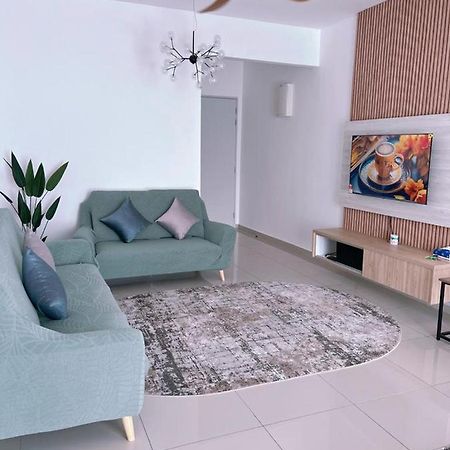 The Halt Putrajaya Apartment Bagian luar foto